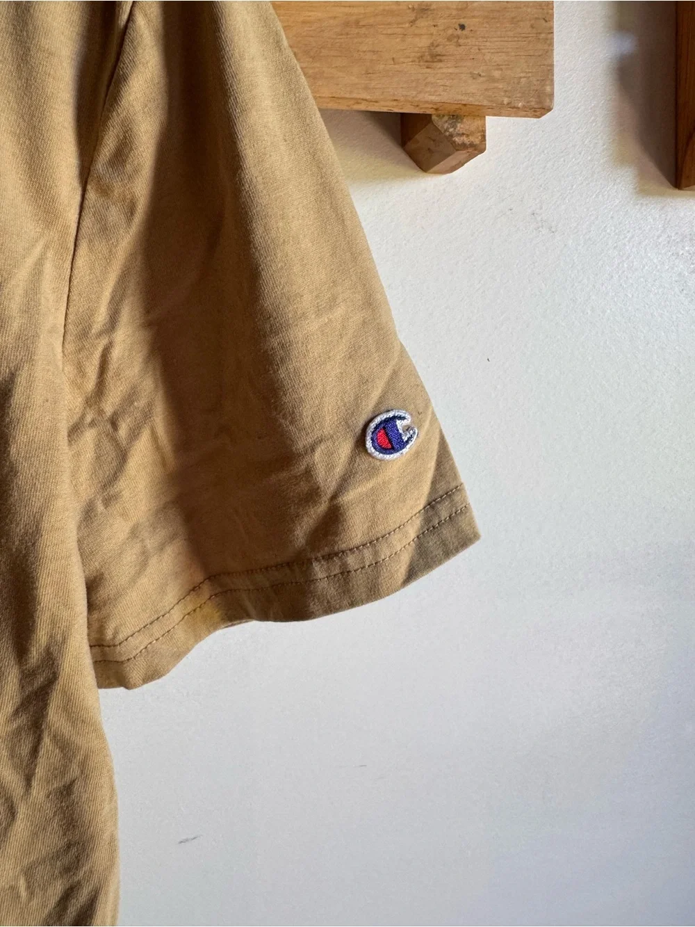 💗FREE WITH PURCHASE💗 Youth XL Champion Tan Graphic Repeat Logo Tee - Picture 5 of 8